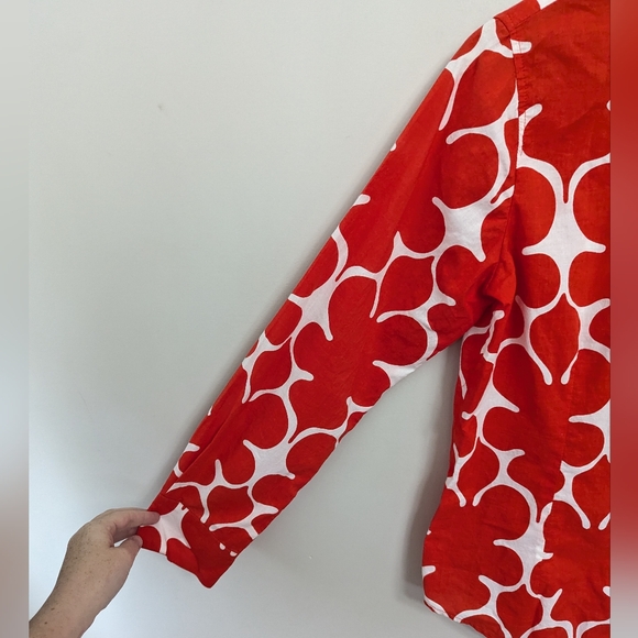 Lesley Evers Red Floral Button Top Long Sleeve Cotton - Picture 6 of 11
